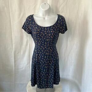 Forever 21 Woman’s Blue Floral Pretty Girl Dress
